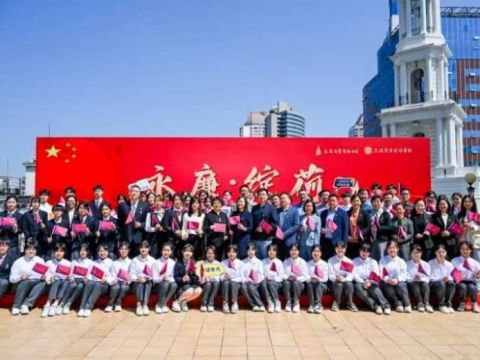 上海商业会计学校与永安百货有限公司探索党建新模式